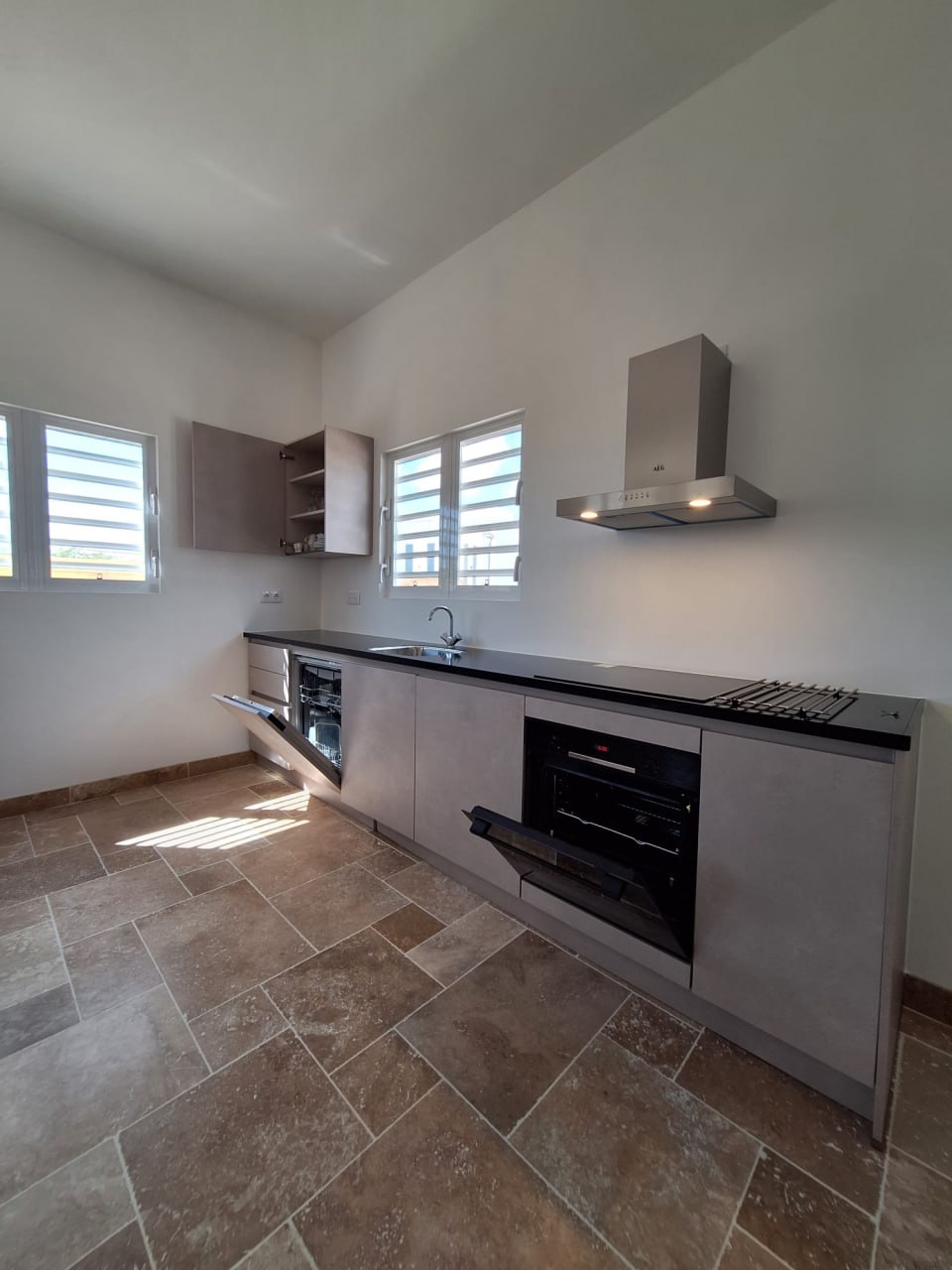 Kitchen appliances